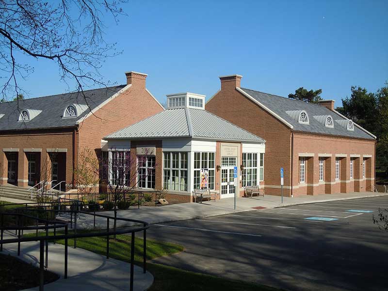 Cooper-Siegel Community Library