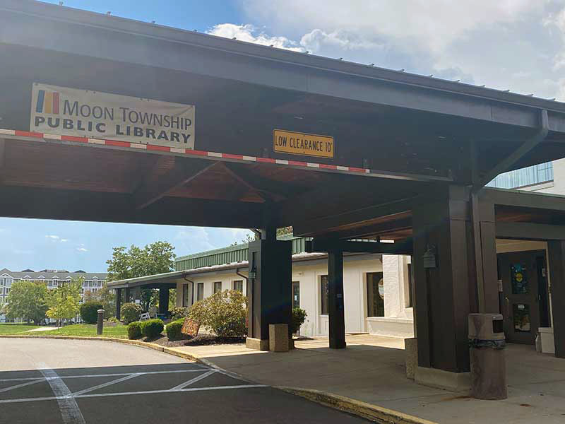 Moon Township Library exterior