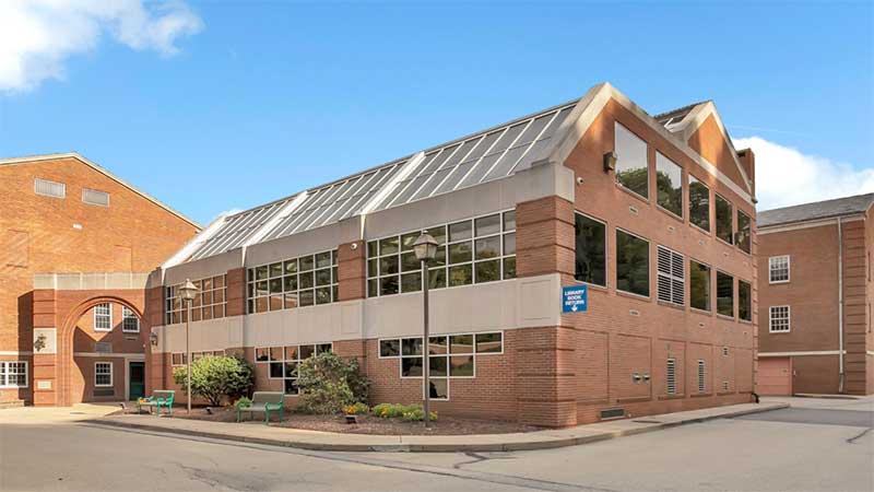 Upper St Clair Library exterior